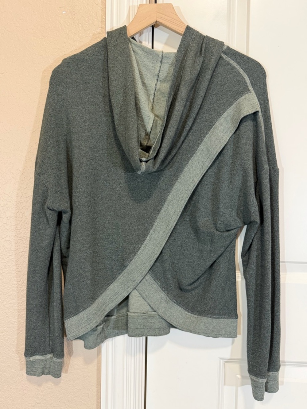 Sundry Merra Cross Back Hoodie Pullover